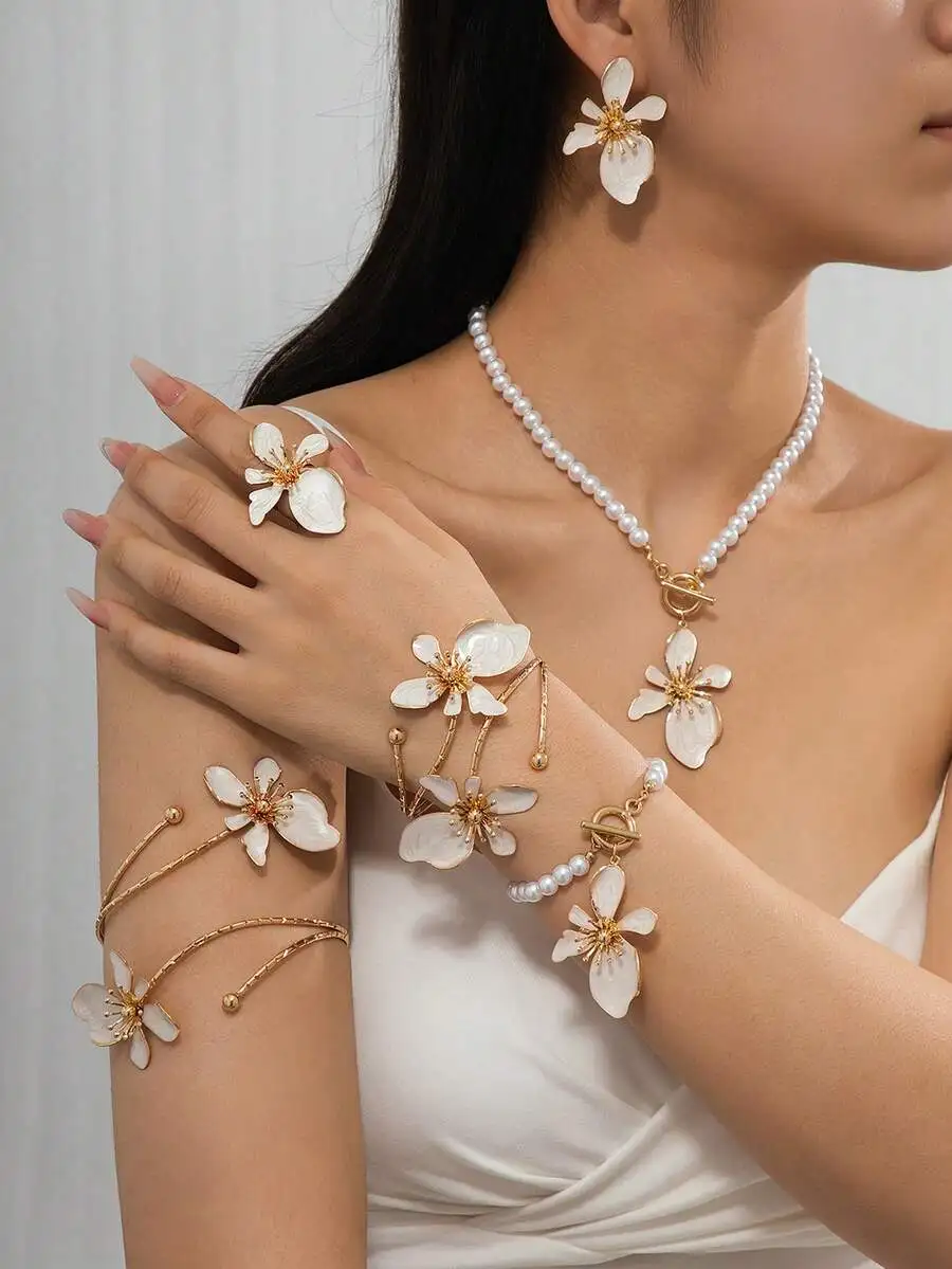 Floral Pearl Necklace Earring  - Body Jewelry Rings ulasan dan harga