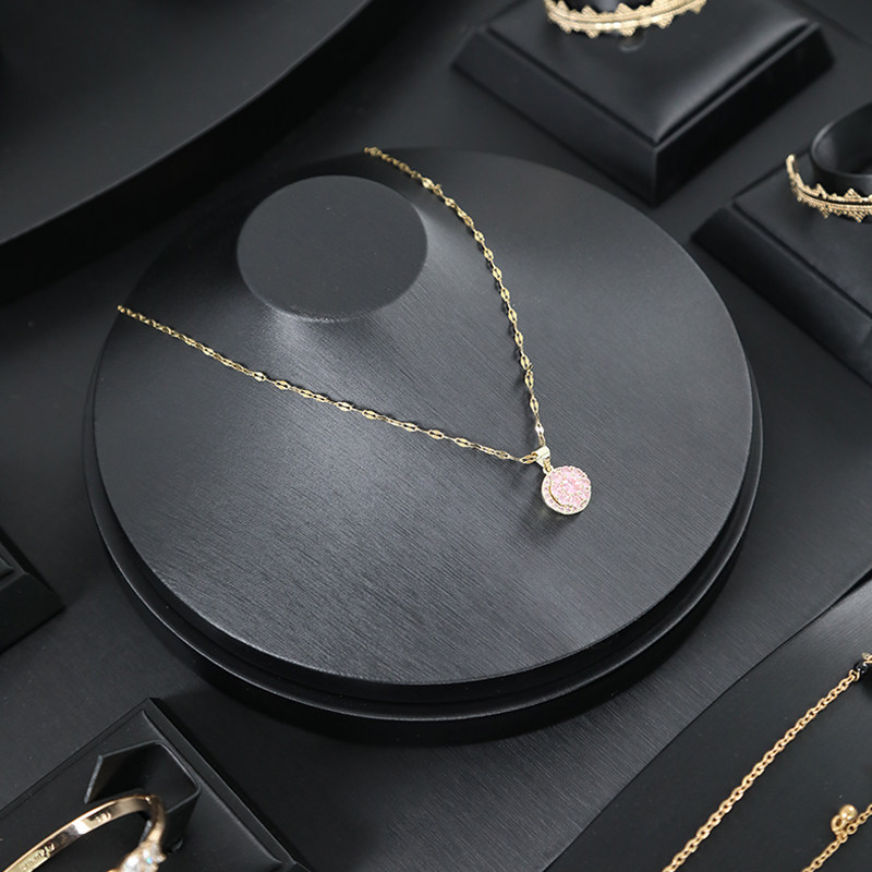 Elegant Necklace Display Manne - Body Jewelry Holder ulasan dan harga